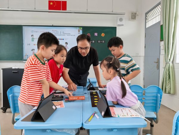 盈远期策略 崇明：小规模学校寻求困境突破，小班化教学让课堂“灵动高效”
